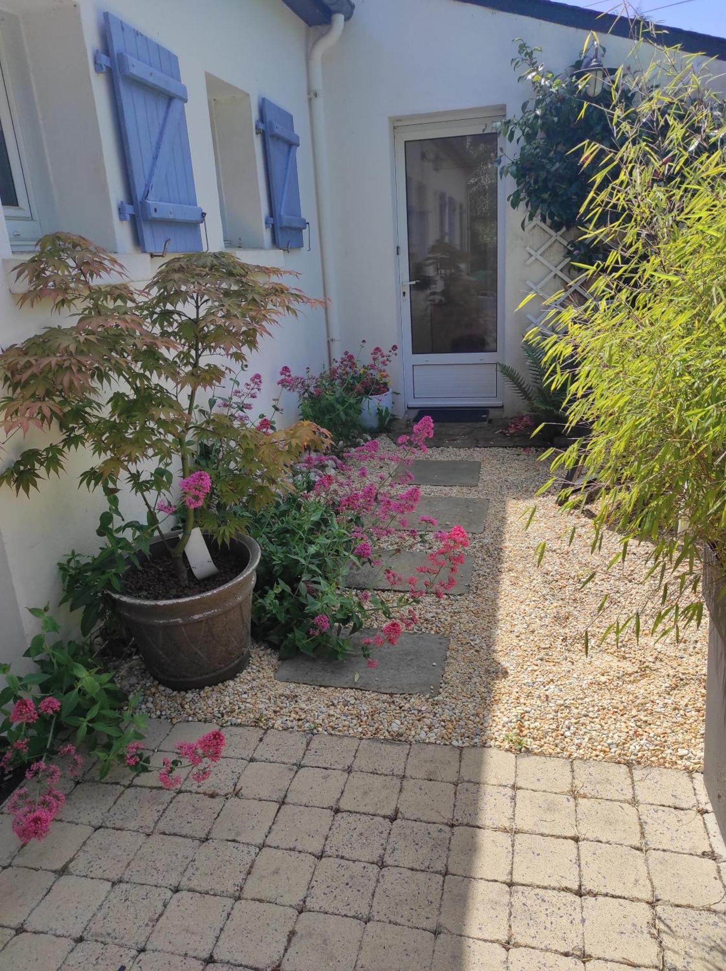 Grand Studio Duplex Avec Jardin La Trinite-sur-Mer Luaran gambar